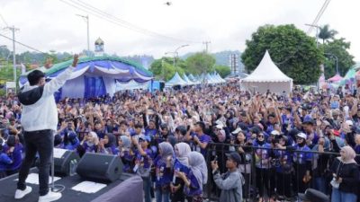 Band Republik Guncang Panggung Rund Ranau OKU Selatan, Dua Lagu Bikin Heboh